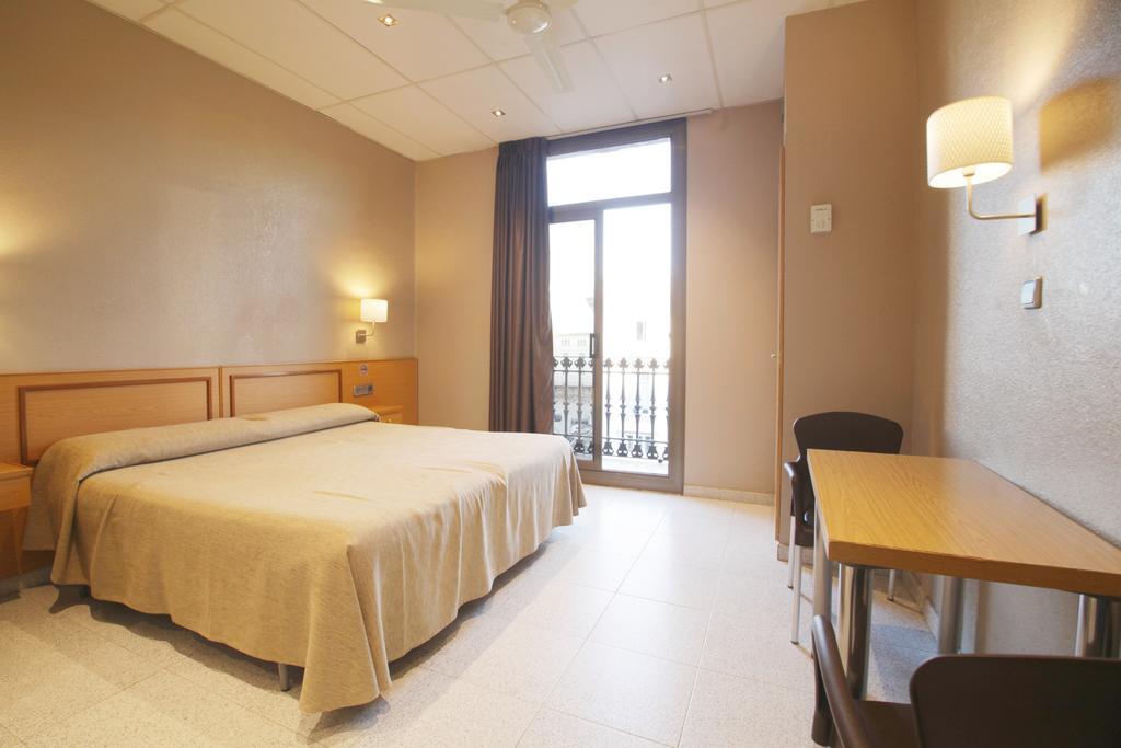 Hostal Nuevo Colon Barcelona Exterior foto
